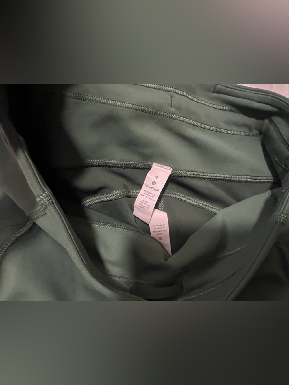 Lululemon - Picture 2 of 4